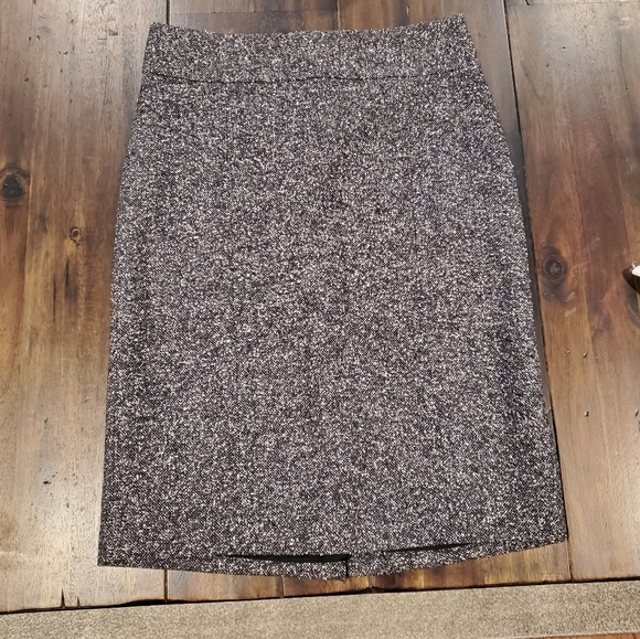 Banana Republic Pencil Skirt "Mad Men" Size 4 - Picture 1 of 4